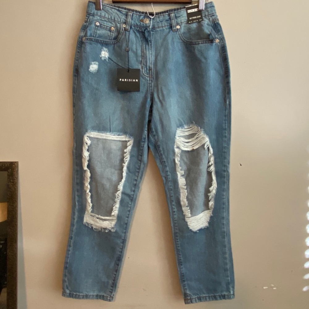 Distressed boyfriend jeans